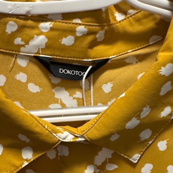 🆕 Dokotoo Elegant Floral Button Down Blouse. XL. Brand NWT!!💥💥 - Picture 2 of 5